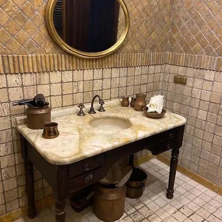 Retro Modern Rose -unique Sapanca View